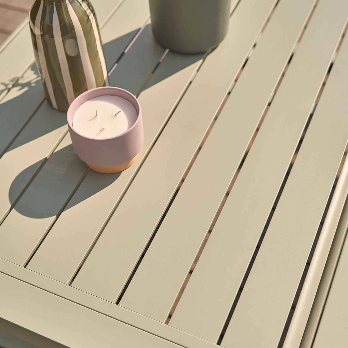 SDJ0009-salon_de_jardin_en_aluminium_vert_4_6_pers-06.jpg