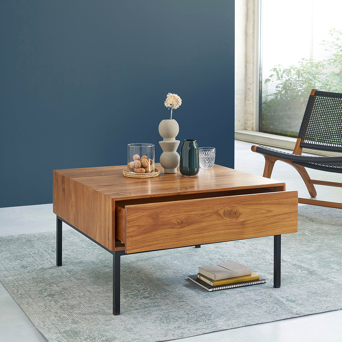 LINA - Table basse en teck massif et métal 70 cm