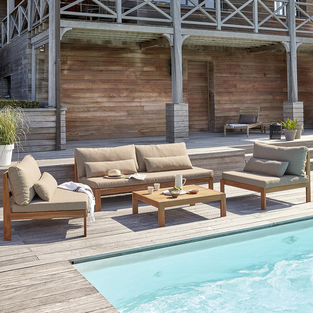 59-canape_de_jardin_en_teck_massif_taupe-06.jpg