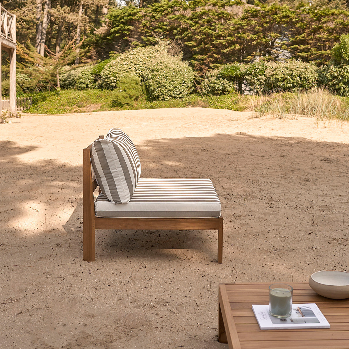 PALMA - Fauteuil de jardin en teck massif rayé