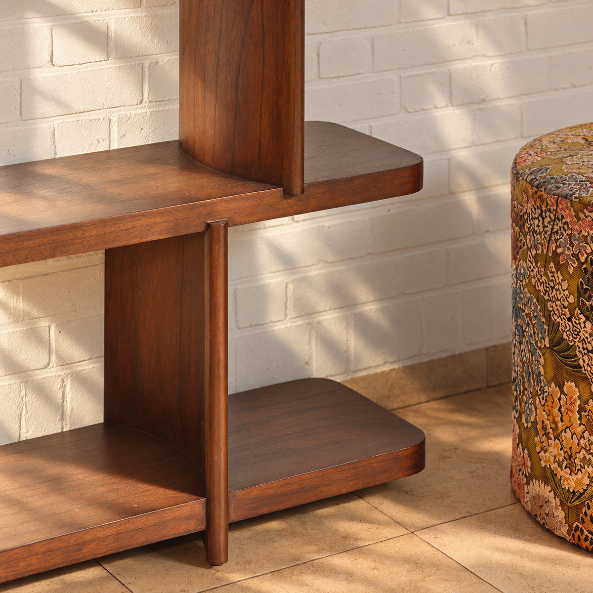 BIB0005-bibliotheque_en_mindi_marron_160_cm-06.jpg