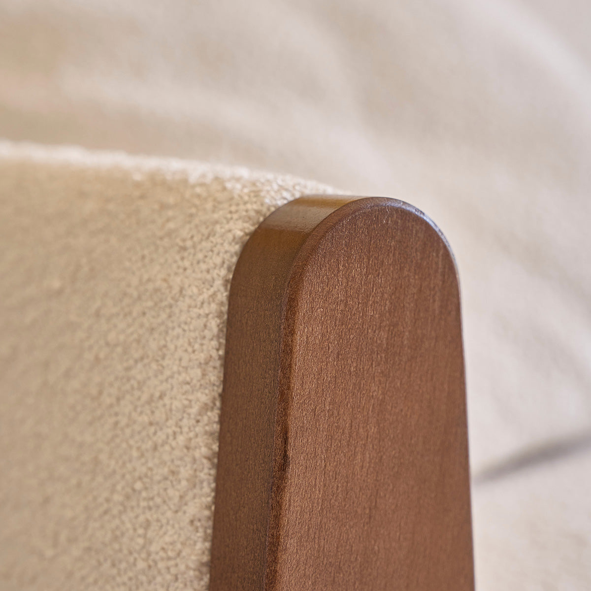 ONDINE - Canapé droit 3 places en bois massif et tissu bouclette blanc
