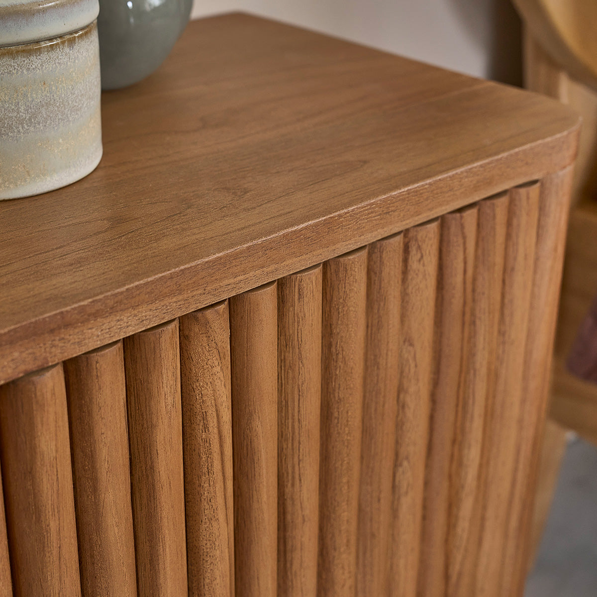 CHE0005-table_de_chevet_en_bois_de_teck-06.jpg