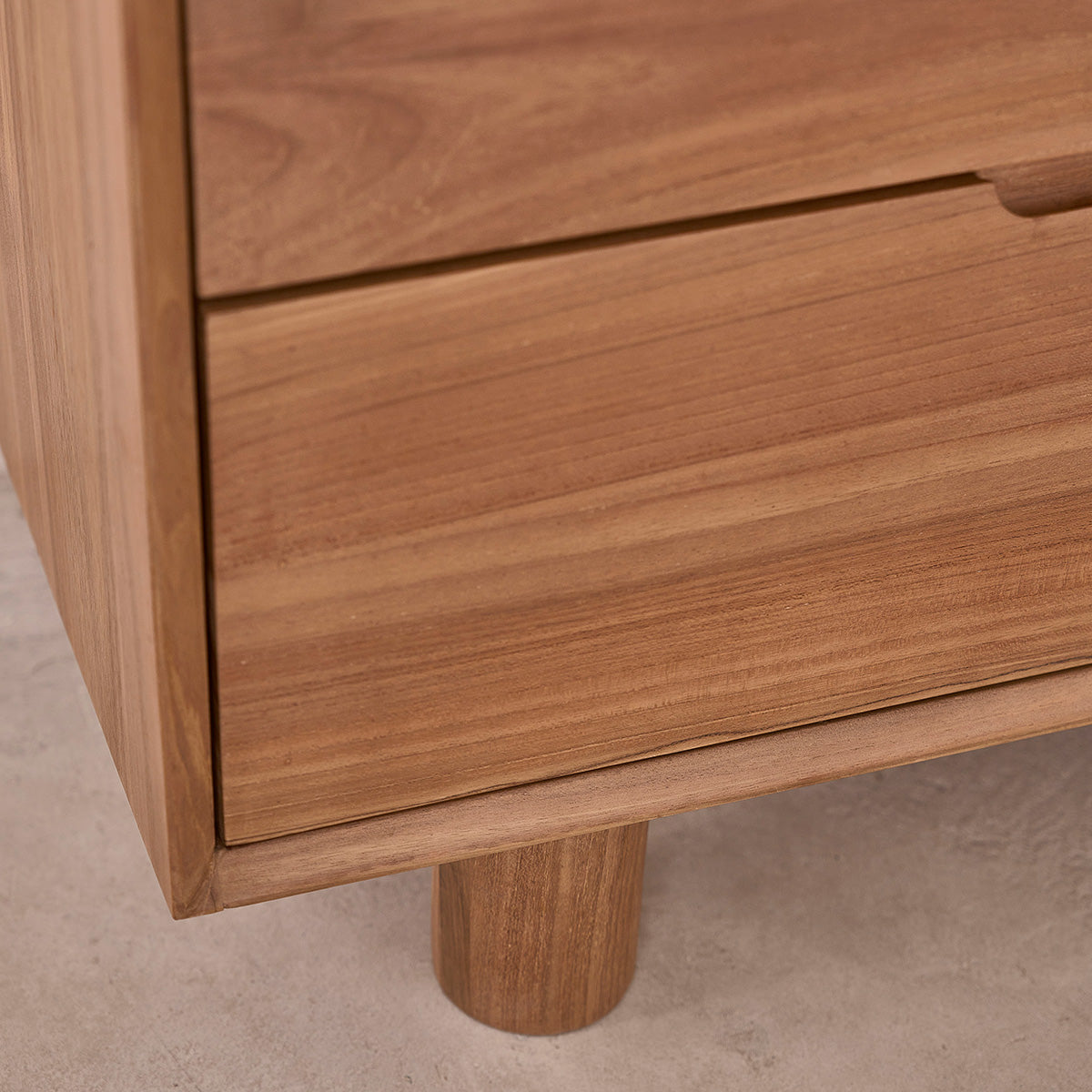 GUSTAVE - Commode en teck massif 110 cm
