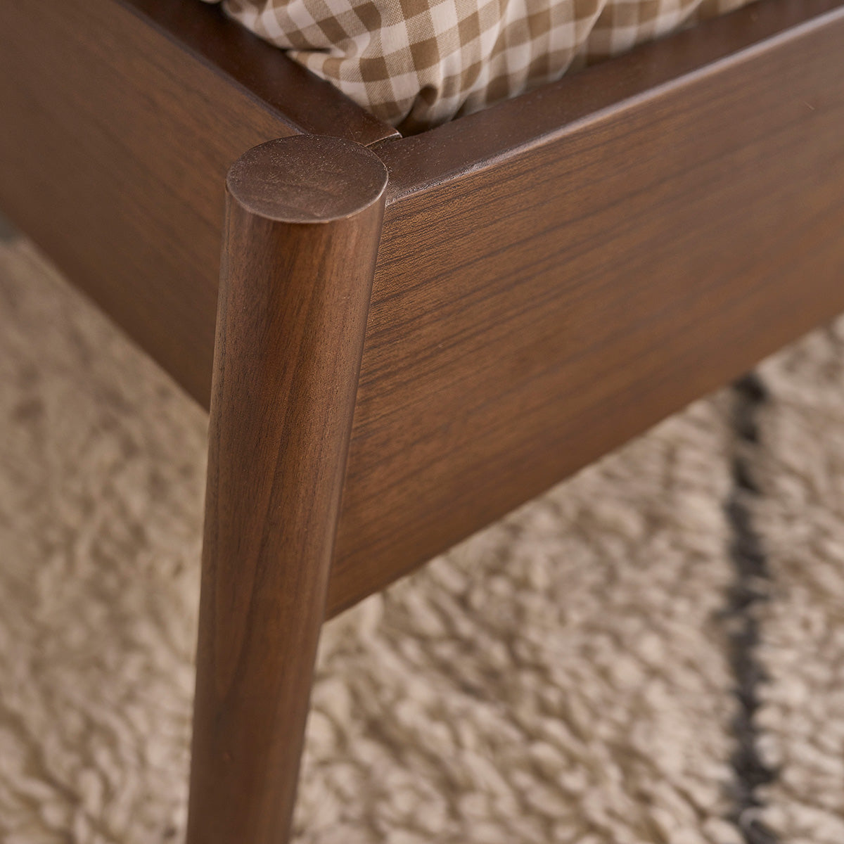 VINTAGE - Lit en bois de mindi finition noyer 180 cm avec sommier