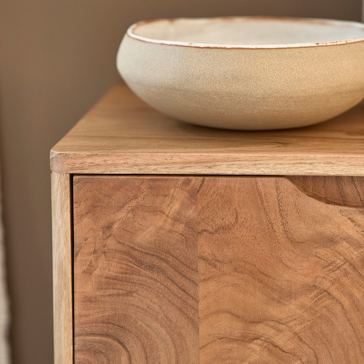 SAMSO - Meuble TV en acacia massif 140 cm